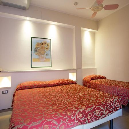 Hotel Imperiale Gatteo a Mare Esterno foto