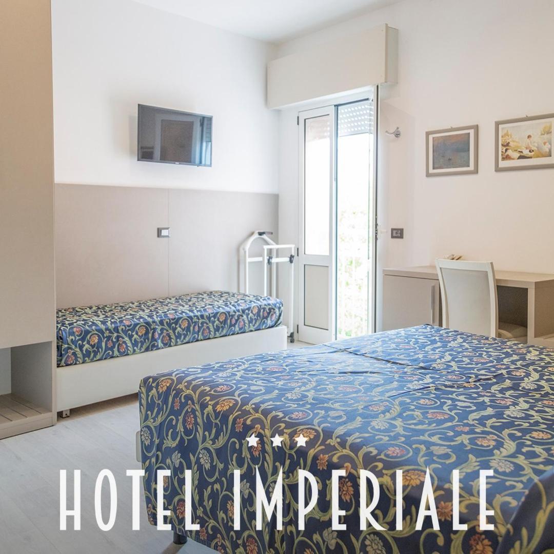Hotel Imperiale Gatteo a Mare Esterno foto