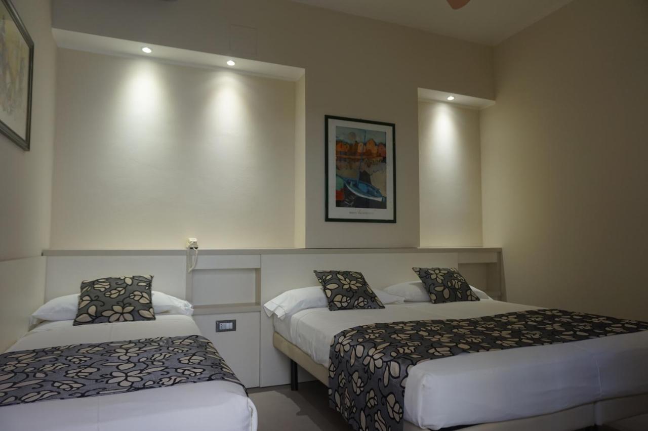 Hotel Imperiale Gatteo a Mare Esterno foto